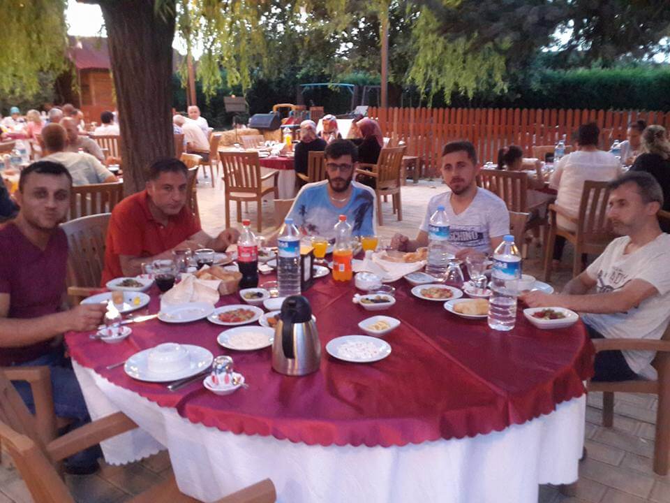 Geleneksel İftar Yemeği
